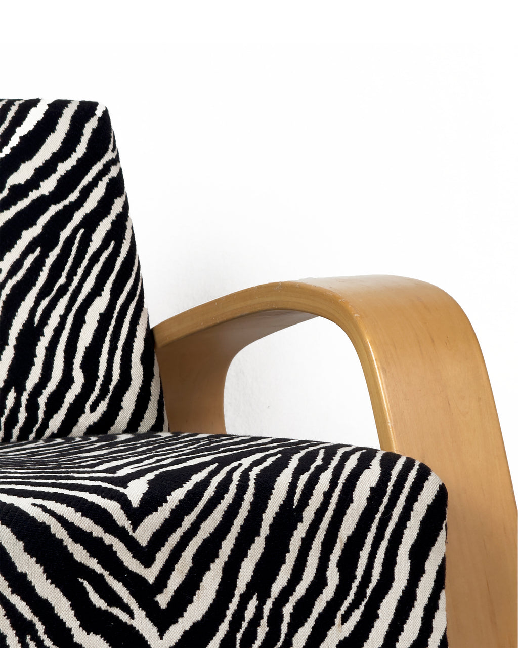 Alvar Aalto – Tank Armchair,  Finland