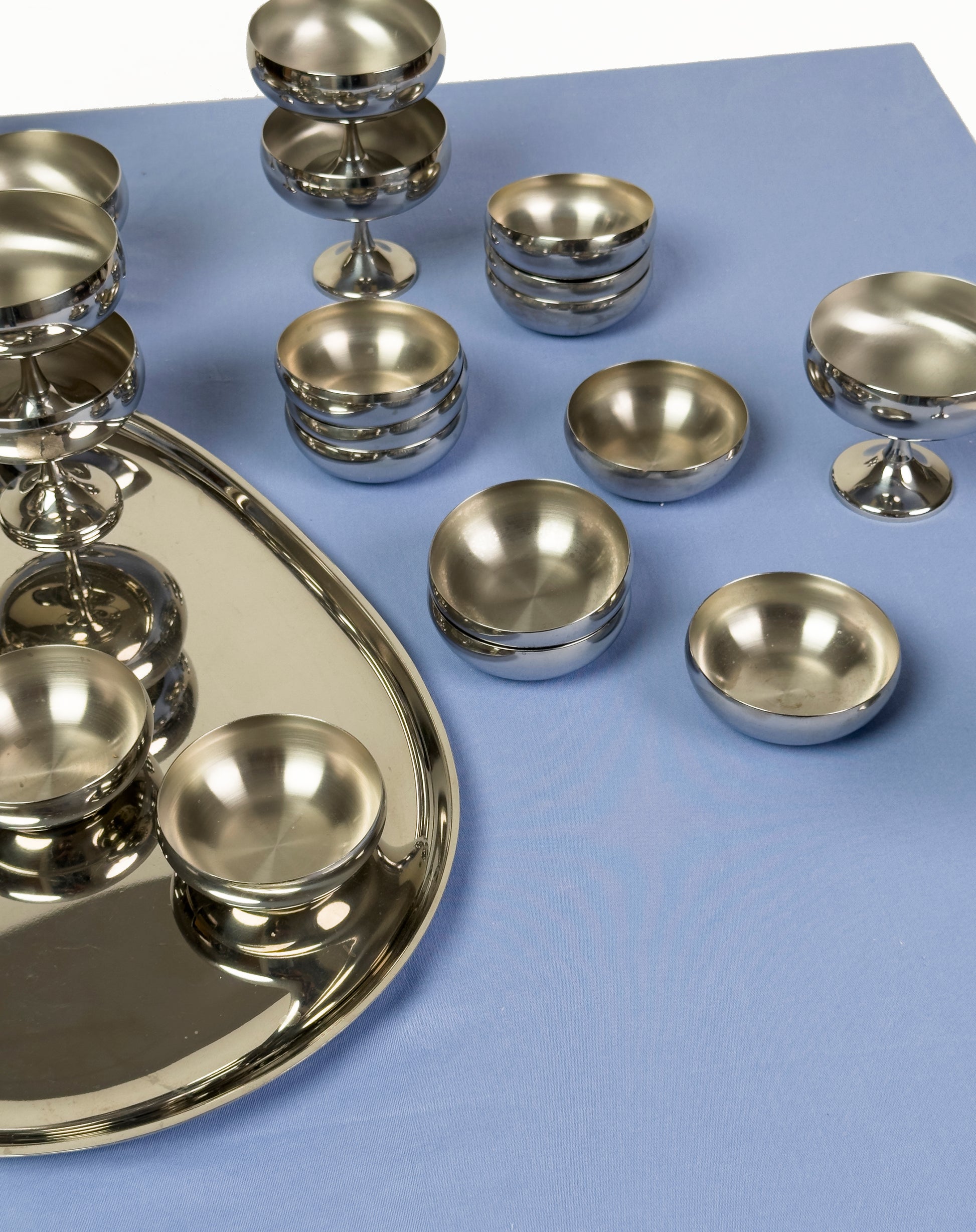 Set of 24 AMC vintage Stainless Steel Cup Set with Oval Tray