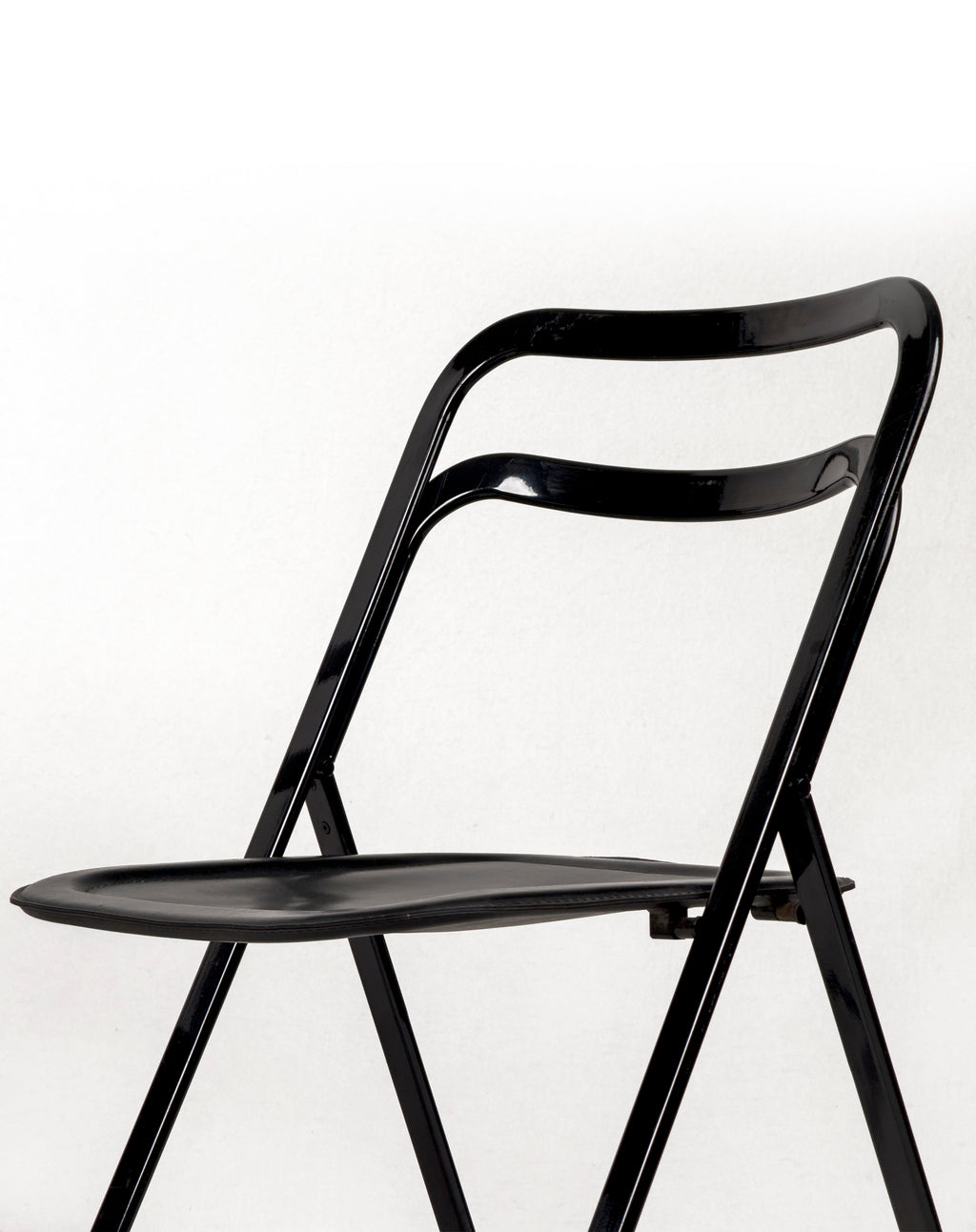 vintage metal and black leather folding “Clio” chairs by Giorgio Cattelan for Cidue, Italy 1970s